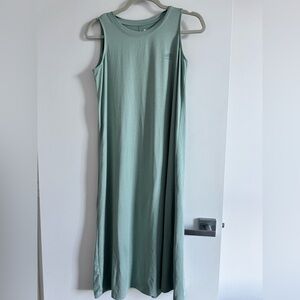 Roots Sage Green Sleeveless Midi Dress – Size S